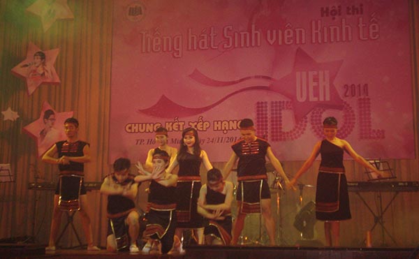Chung[-]kết[-]xếp[-]hạng[-]hội[-]thi[-]tiếng[-]hát[-]sinh[-]viên[-]kinh[-]tế[-]-[-]UEH[-]IDOL[-]2014